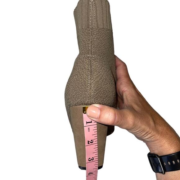 Cecilia New York Renata Brownish Tan Wedge Sock Ankle Boots Size 8 - Picture 8 of 10